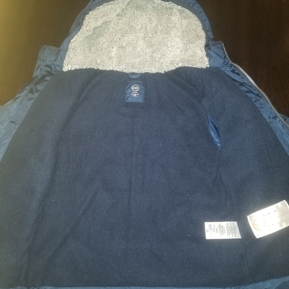 Nwot boys puffer jacket - Picture 5 of 6